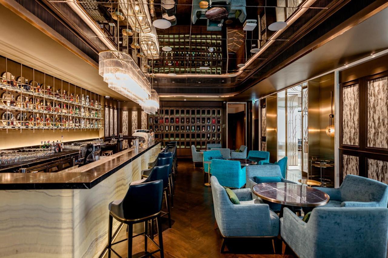 Silq Hotel & Residence, Managed By The Ascott Limited Bangkok Exterior foto The Bar at The Hari