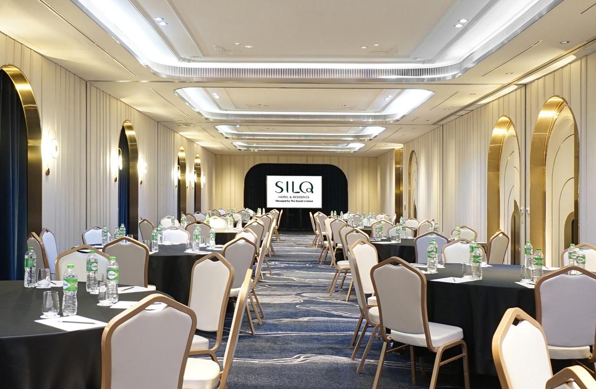 Silq Hotel & Residence, Managed By The Ascott Limited Bangkok Exterior foto The ballroom at SILQ