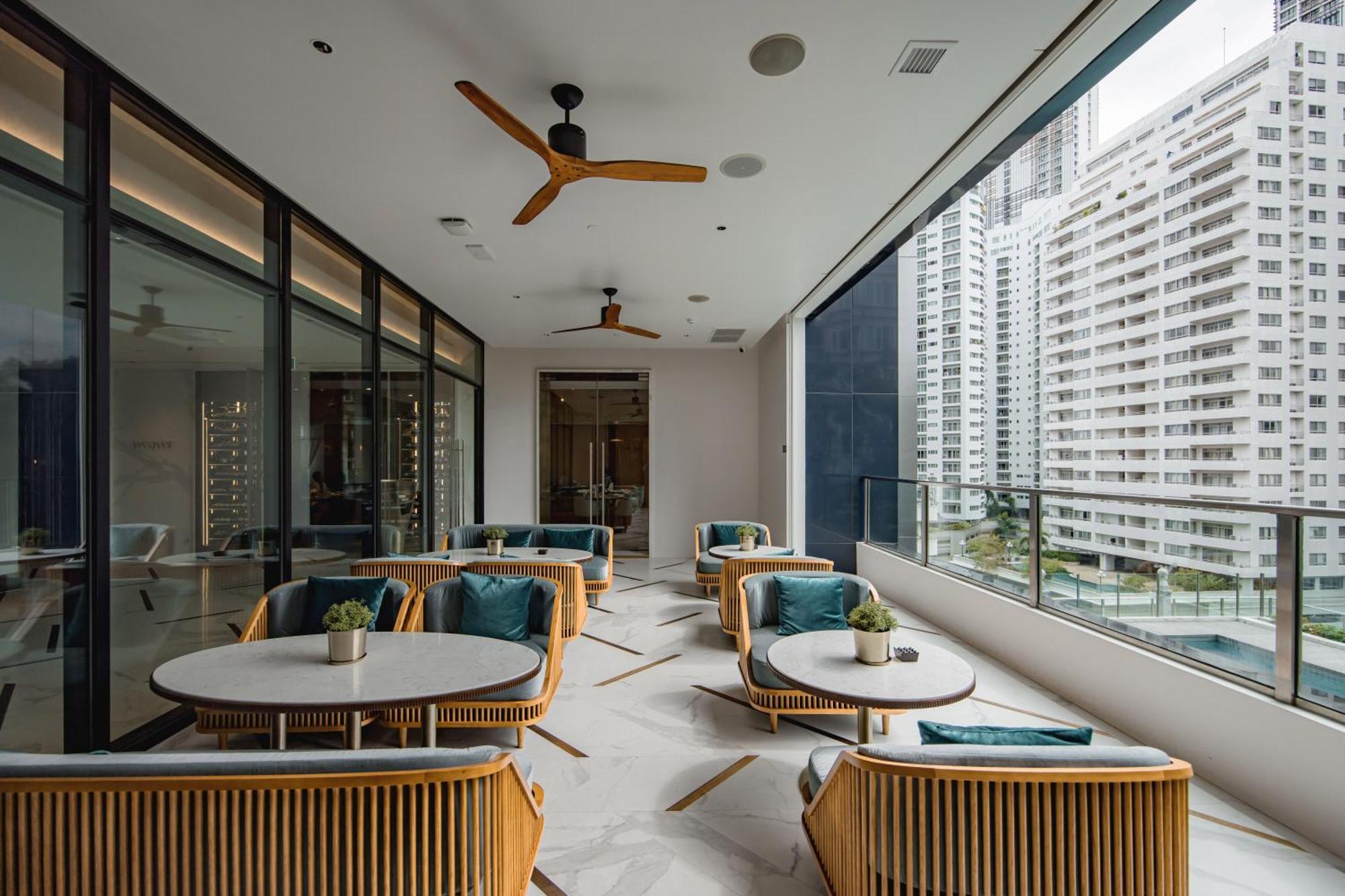 Silq Hotel & Residence, Managed By The Ascott Limited Bangkok Exterior foto The Club at The Landmark
