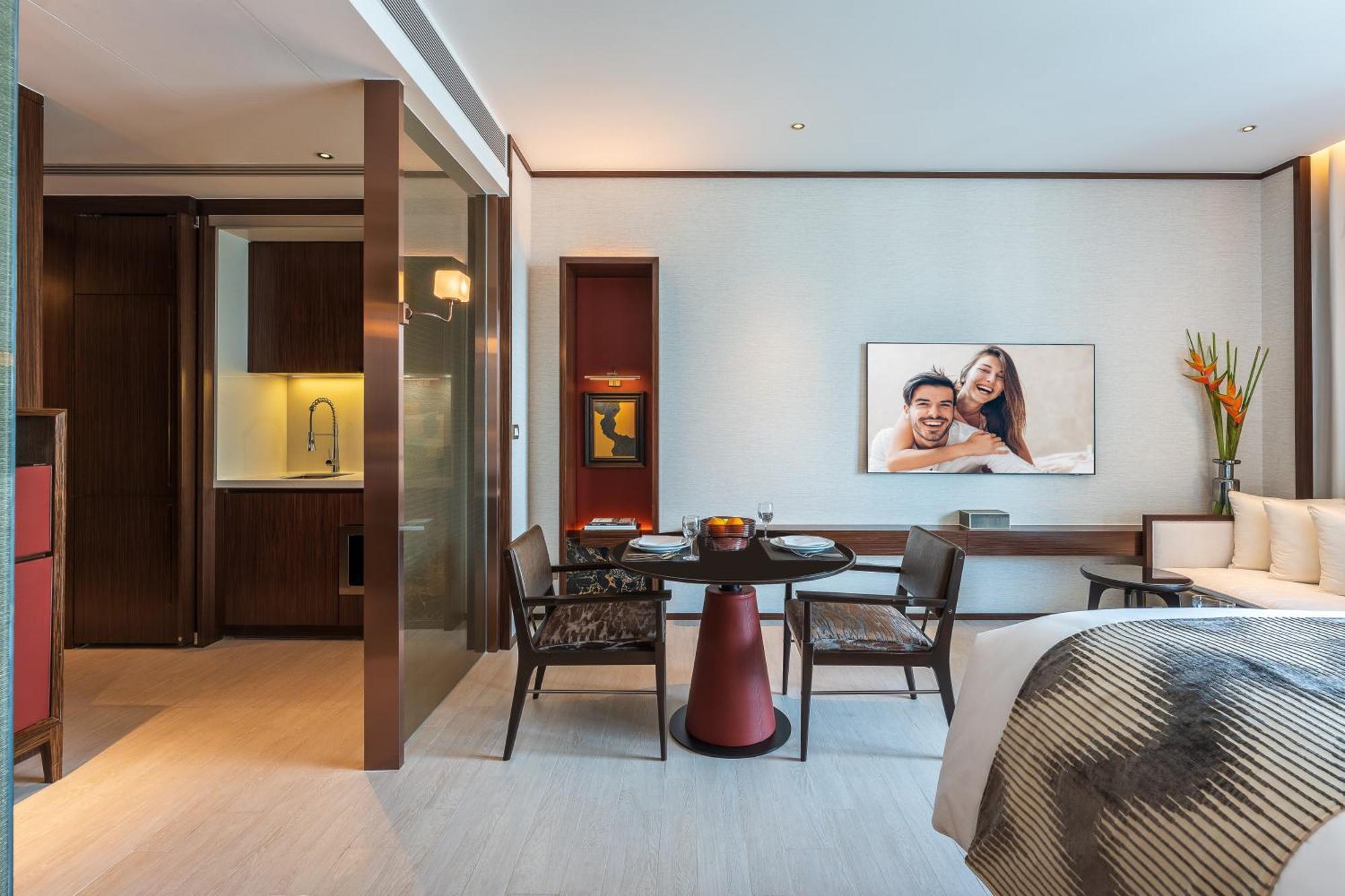 Silq Hotel & Residence, Managed By The Ascott Limited Bangkok Habitación foto A suite at the hotel